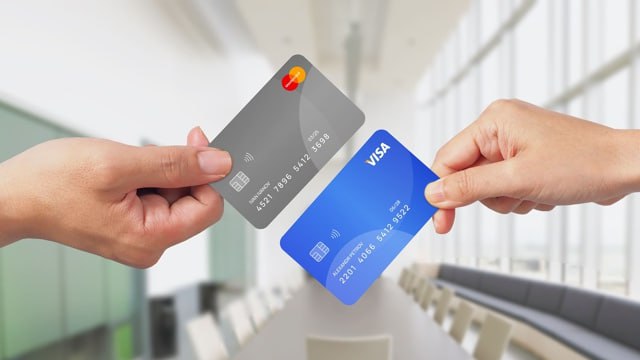 🖼 В России могут заблокировать Visa и Mastercard